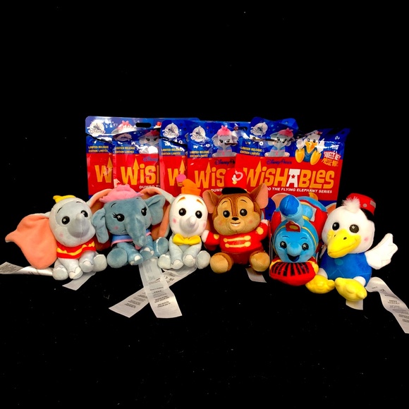 2022 Disney Parks Wishables Dumbo The Flying Elephant Series COMPLETE W/ Chaser - Picture 2 of 3
